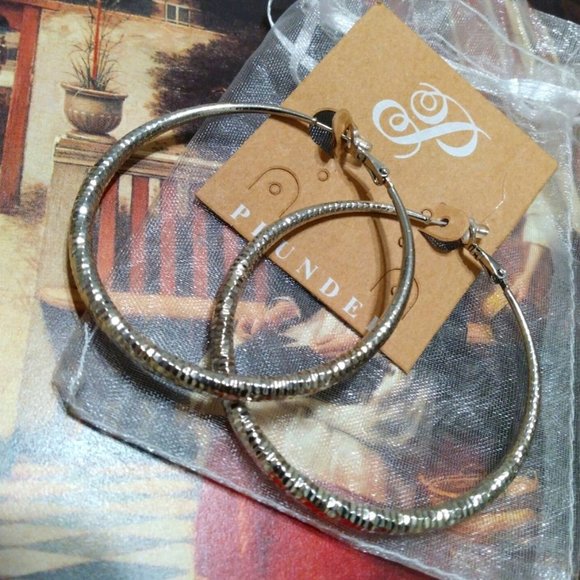 Plunder Design Devyn Silver Hoops - Picture 3 of 3